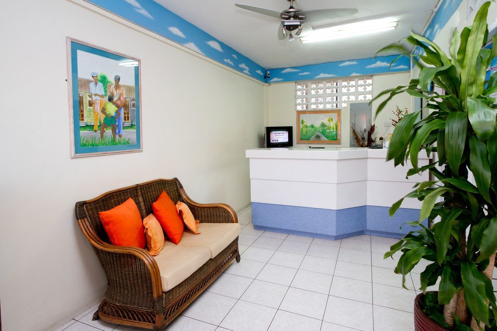 Melrose Beach Apartments Inc บริดจ์ทาวน์ ภายนอก รูปภาพ